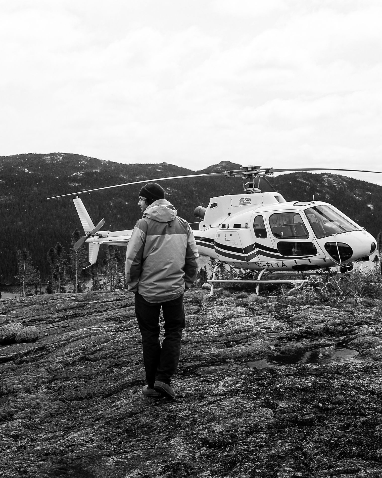 photographie travailleur en hélicoptère