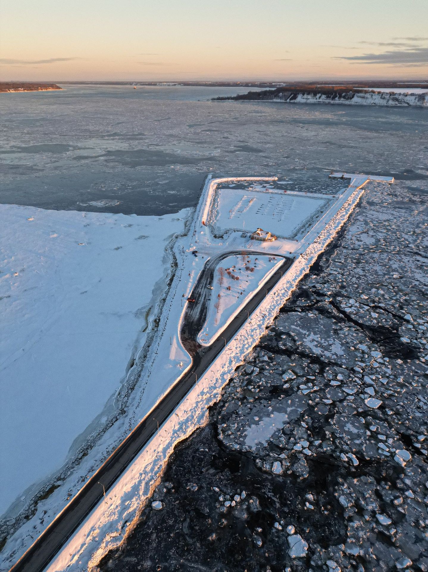 Le quai de Portneuf en hiver